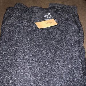 New American Eagle womens sweater sooo soft